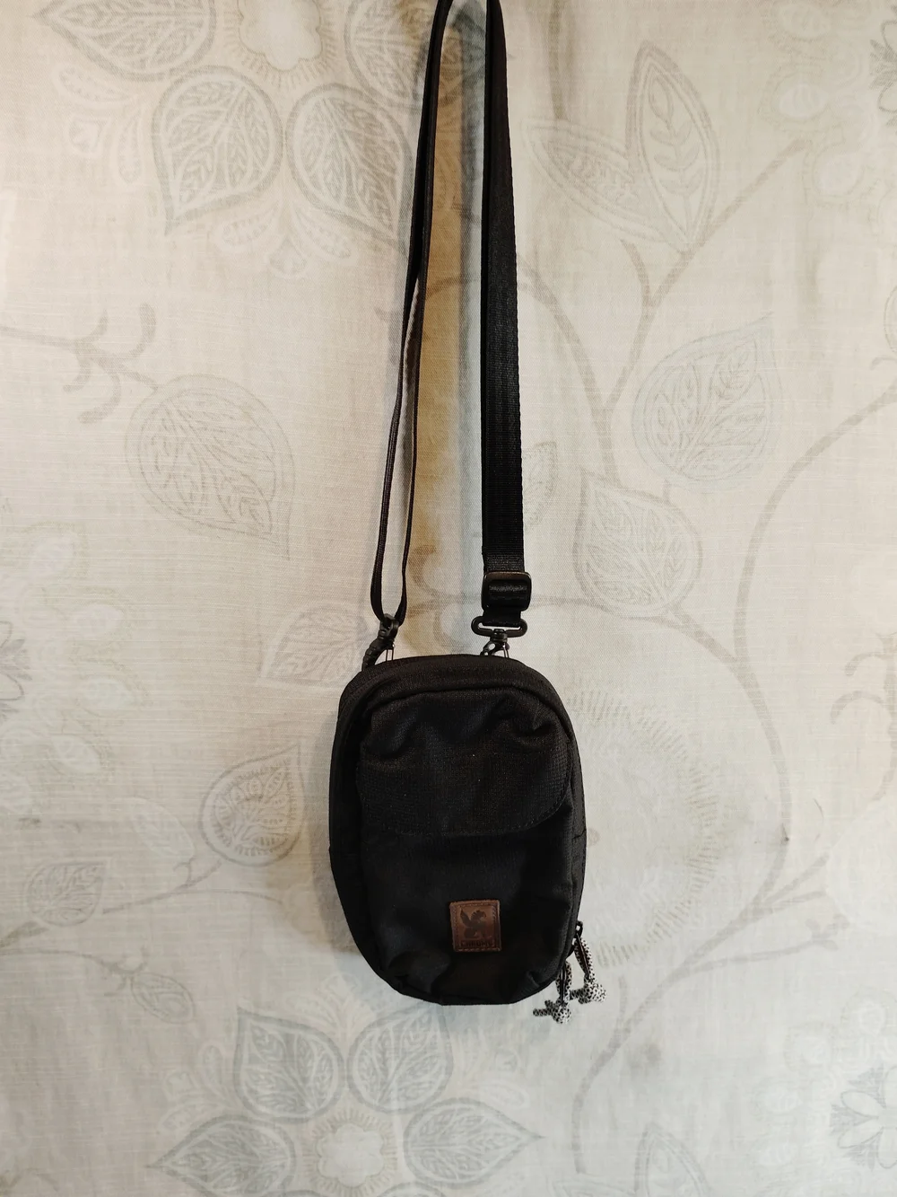 Men's Black Compact Messenger Crossbody Bag